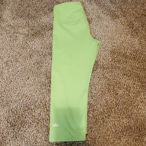 Alo workout capris